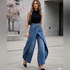 Commense Cross-Front Wide-Leg Denim Jeans